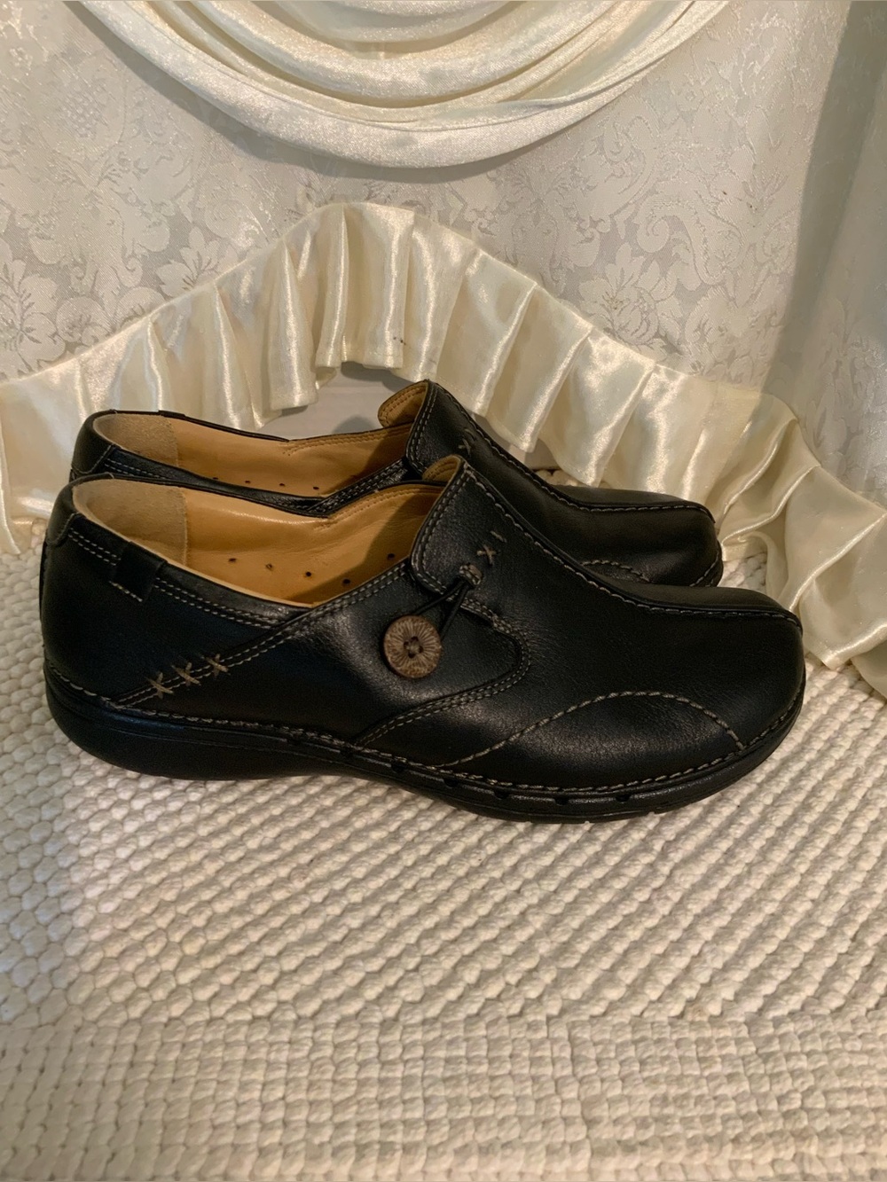 CLARKS - Picture 5 of 9